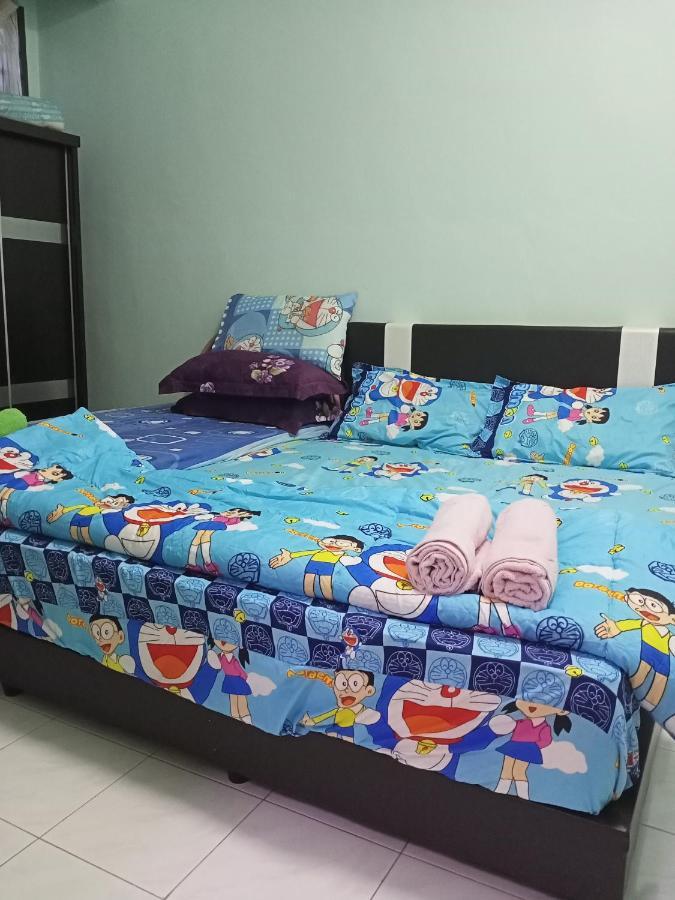 Holiday Home Bagan Lalang 5 Aircon كامبونغ باغان لالانغ المظهر الخارجي الصورة