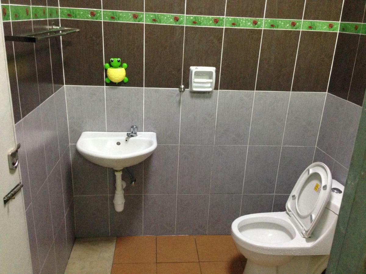 Holiday Home Bagan Lalang 5 Aircon كامبونغ باغان لالانغ المظهر الخارجي الصورة